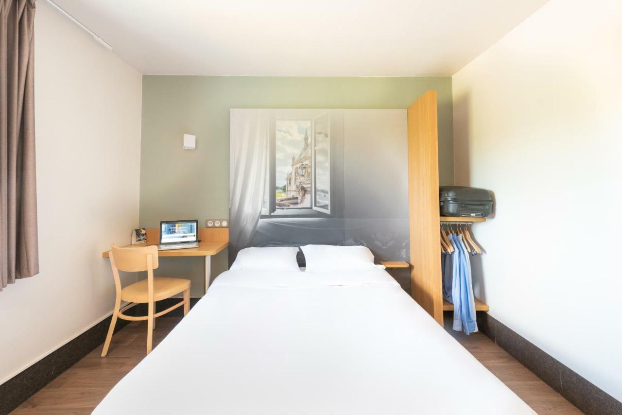 Chantilly Hotel